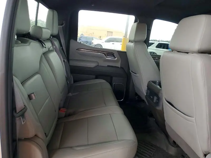 2023 CHEVROLET SILVERADO K1500 LT  