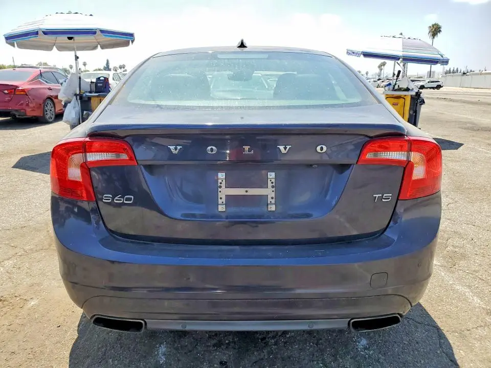 2016 VOLVO S60 PREMIER  