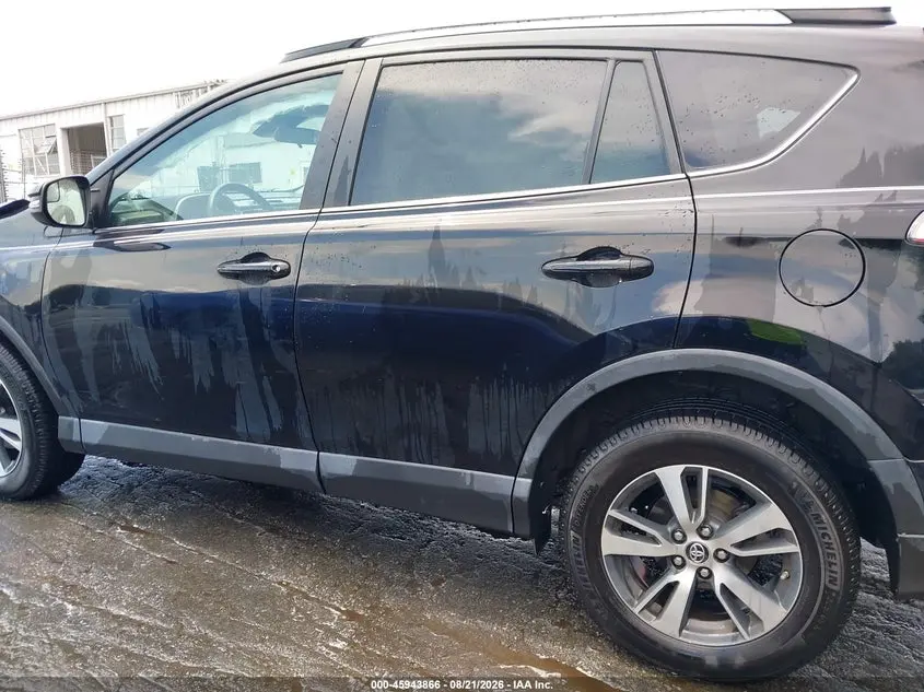 2017 TOYOTA RAV4 XLE