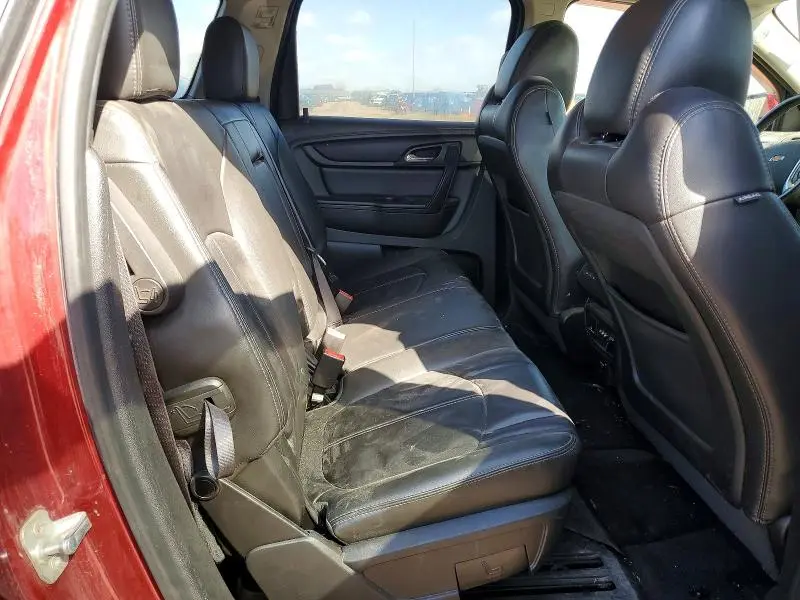 2015 CHEVROLET TRAVERSE LT  