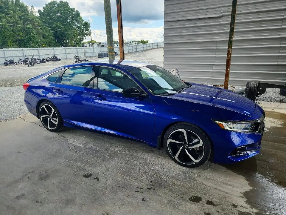 2022 HONDA ACCORD SPORT  