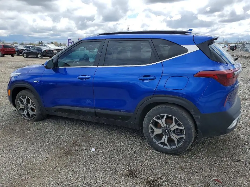2021 KIA SELTOS EX  