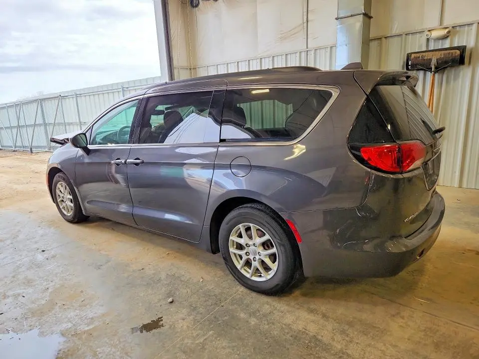 2020 CHRYSLER VOYAGER LXI  