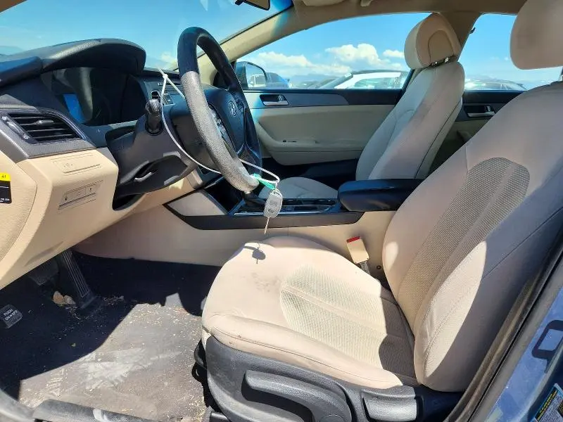 2017 HYUNDAI SONATA SE  