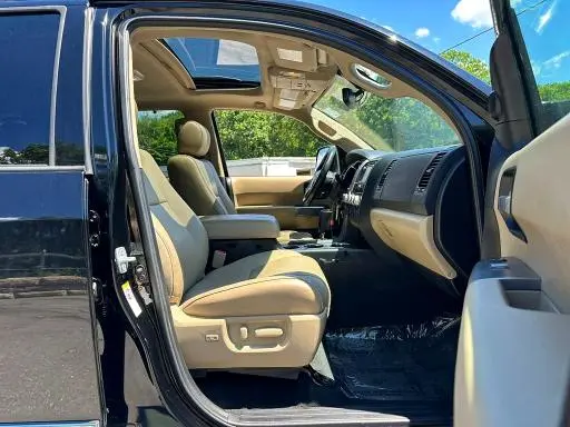 2019 TOYOTA SEQUOIA LIMITED  