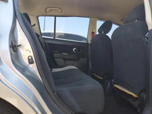 2011 NISSAN VERSA S  