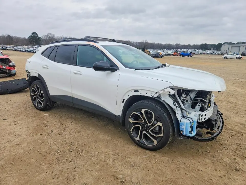 2025 CHEVROLET TRAX 2RS  