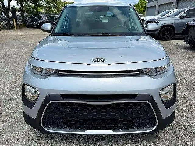 2020 KIA SOUL LX  