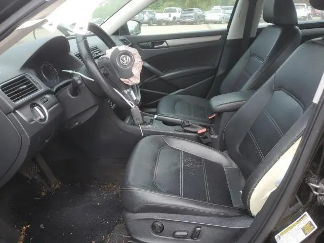 2014 VOLKSWAGEN PASSAT S  