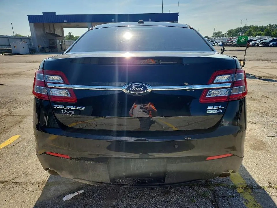 2016 FORD TAURUS SEL  