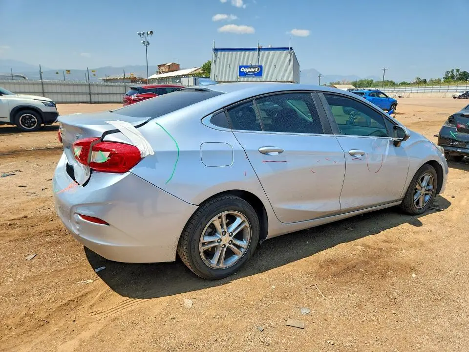 2017 CHEVROLET CRUZE LT  