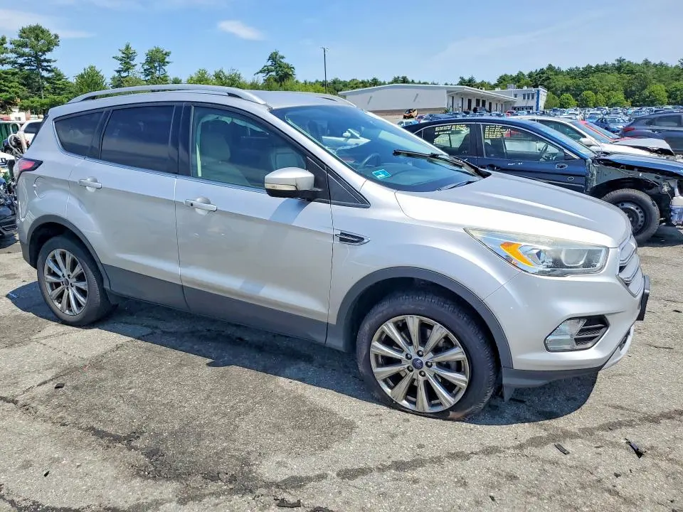 2017 FORD ESCAPE TITANIUM  