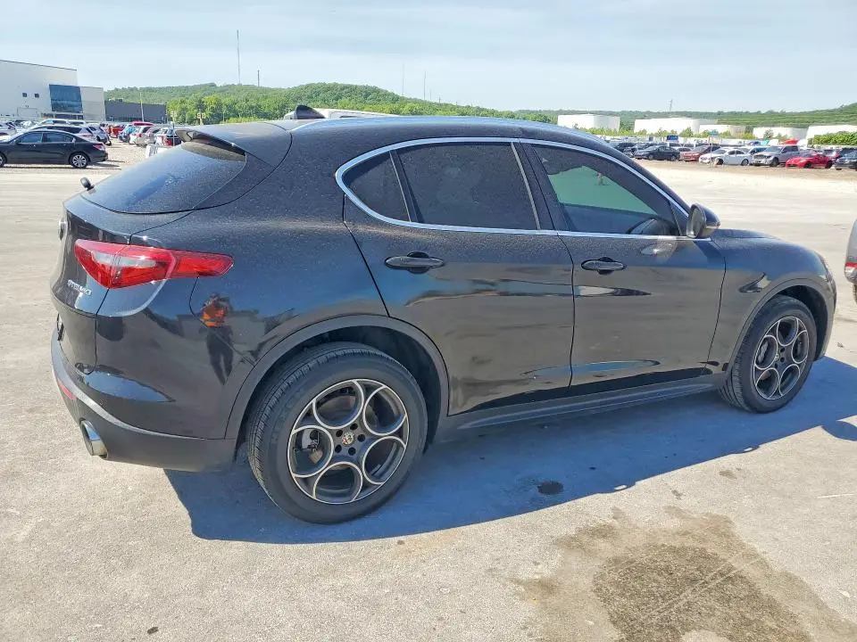 2018 ALFA ROMEO STELVIO   