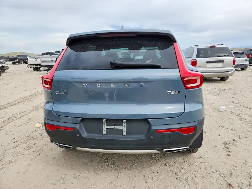 2020 VOLVO XC40 T5 INSCRIPTION  