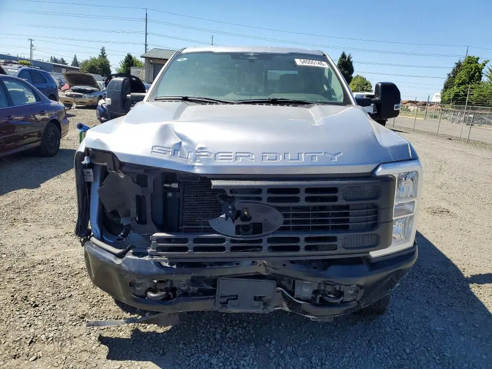 2023 FORD F250 SD XL 4WD 6.8L V8 CREW CAB
