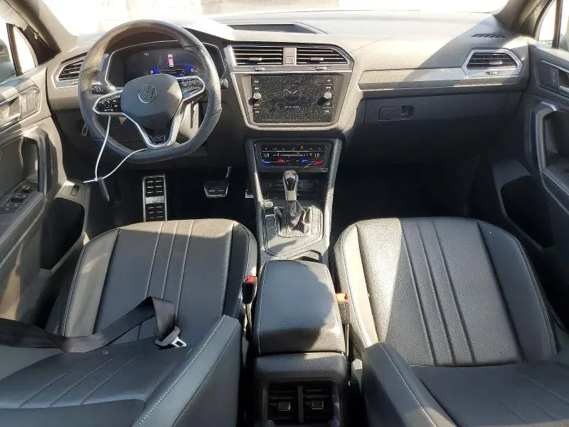2024 VOLKSWAGEN TIGUAN SE R-LINE BLACK  