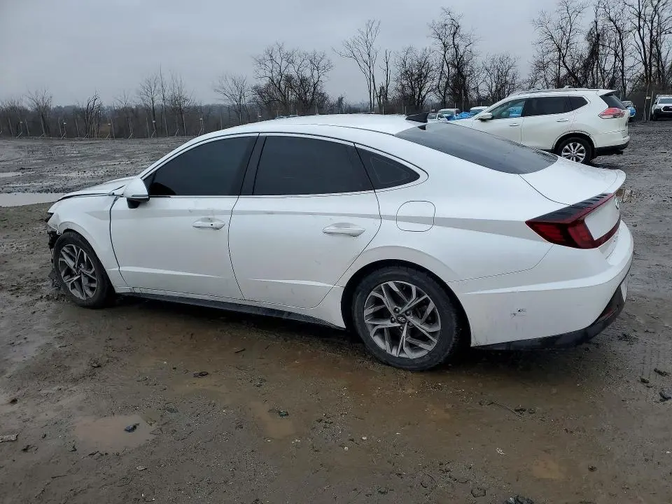 2022 HYUNDAI SONATA SEL  
