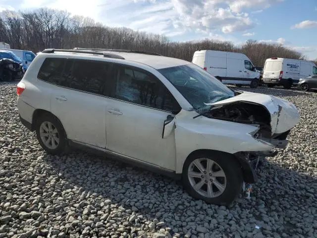 2011 TOYOTA HIGHLANDER BASE  