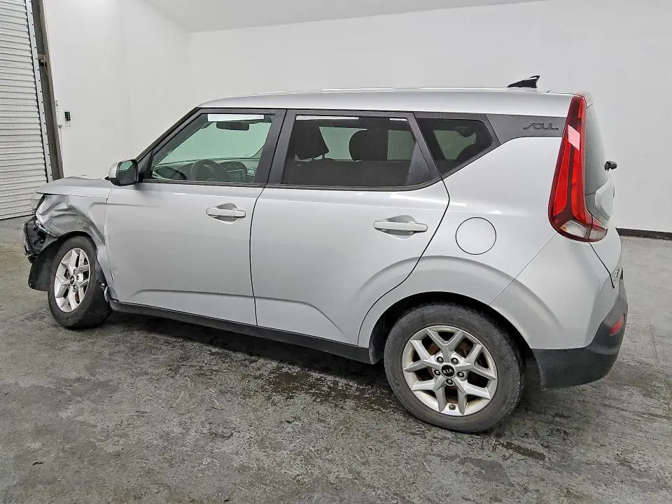 2021 KIA SOUL S  