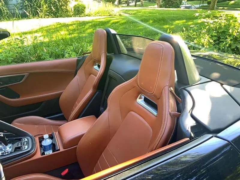 2018 JAGUAR F-TYPE R DYNAMIC  