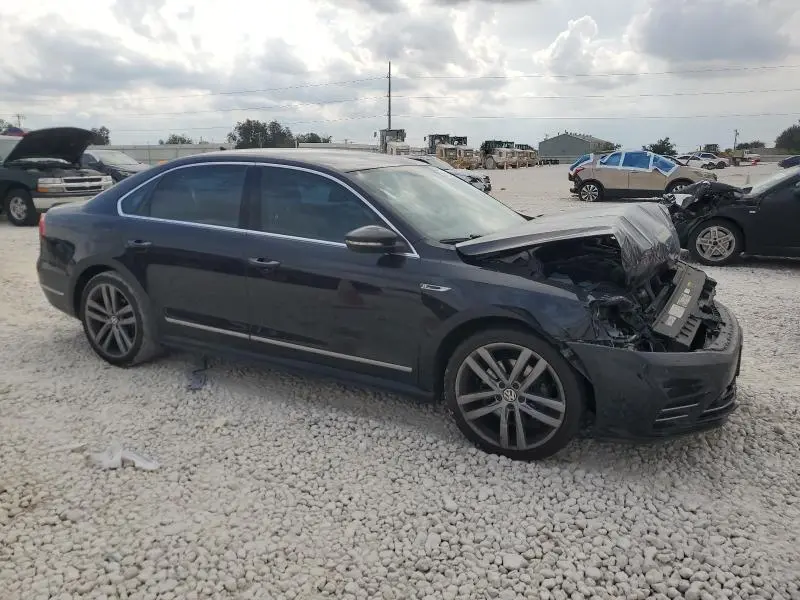 2017 VOLKSWAGEN PASSAT R-LINE