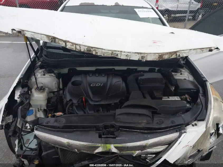 2011 HYUNDAI SONATA SE