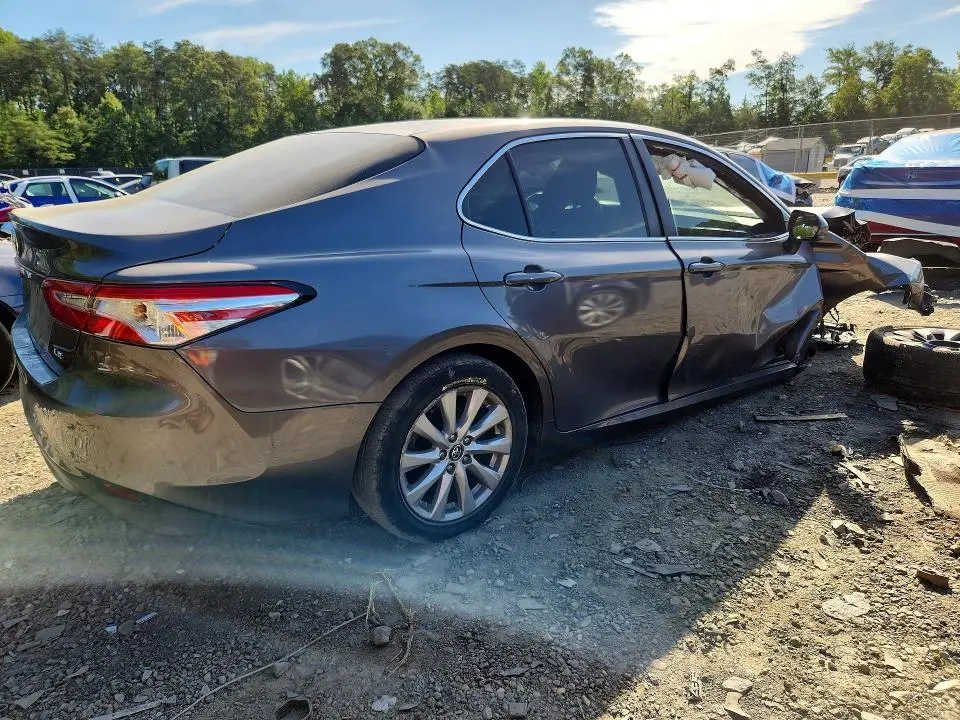 2018 TOYOTA CAMRY LE  