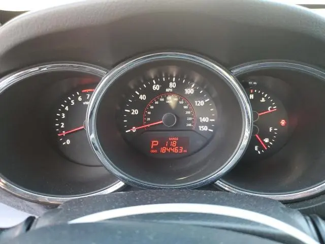 2011 KIA SORENTO BASE  