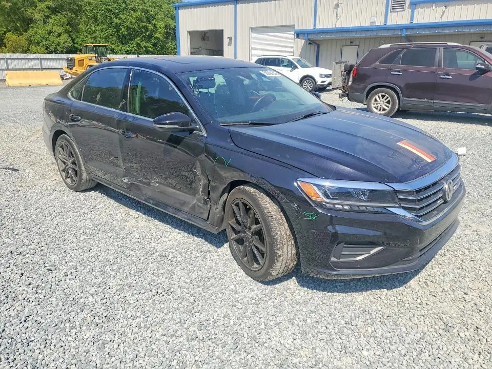 2021 VOLKSWAGEN PASSAT SE  
