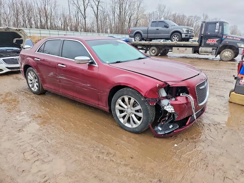 2019 CHRYSLER 300 LIMITED  