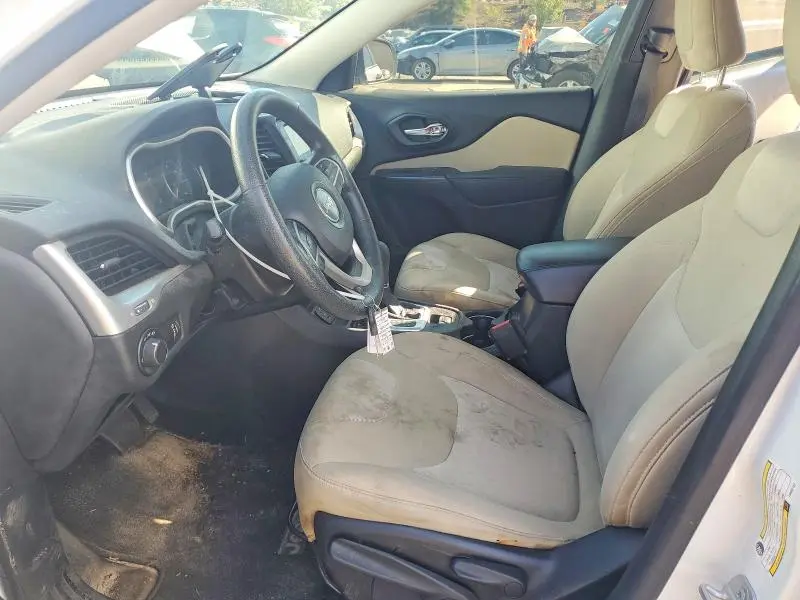 2015 JEEP CHEROKEE SPORT  