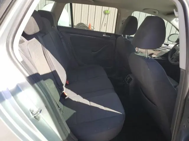 2010 VOLKSWAGEN JETTA S  