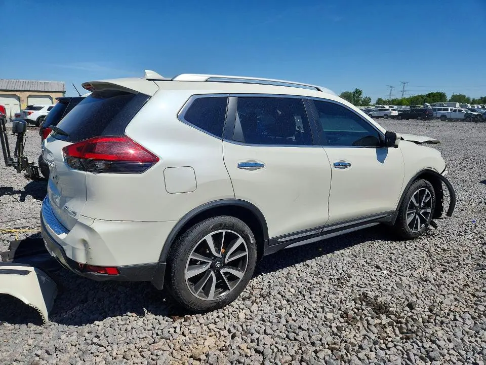 2018 NISSAN ROGUE SL  