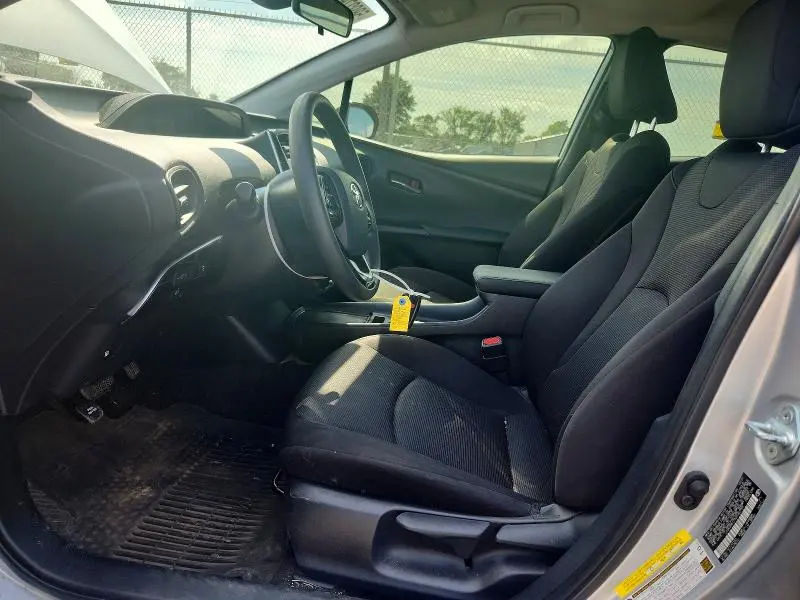 2022 TOYOTA PRIUS   