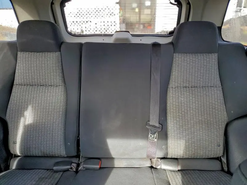 2010 JEEP GRAND CHEROKEE LAREDO  