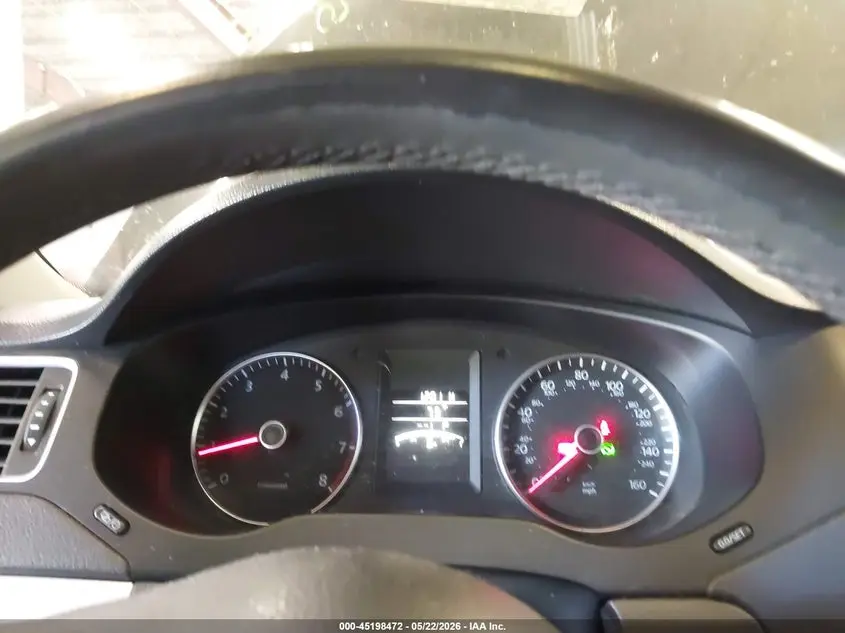 2013 VOLKSWAGEN JETTA 2.5L SE