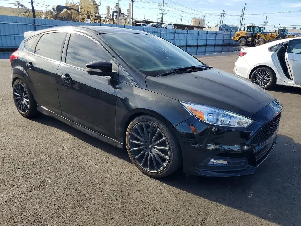 2017 FORD FOCUS ST  