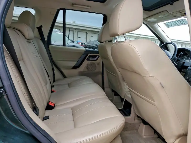 2012 LAND ROVER LR2 HSE  