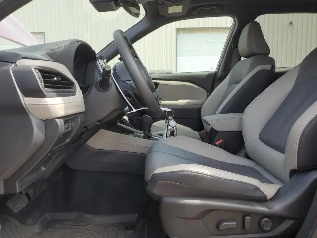 2025 SUBARU FORESTER LIMITED