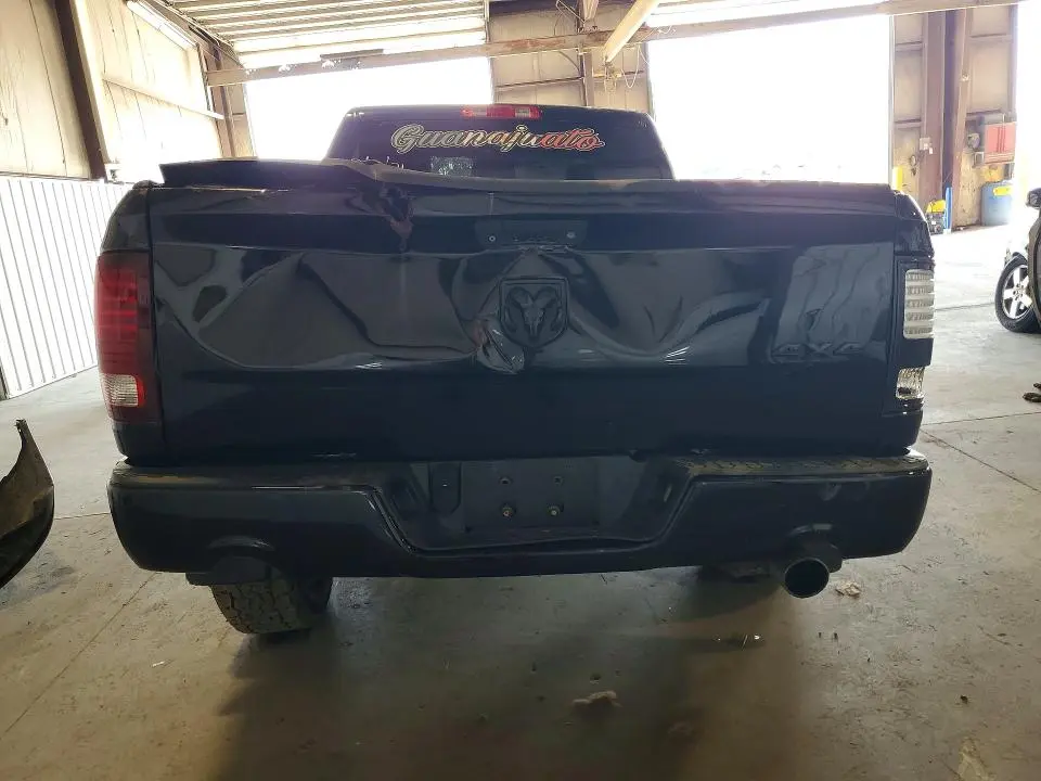 2015 RAM 1500 ST  