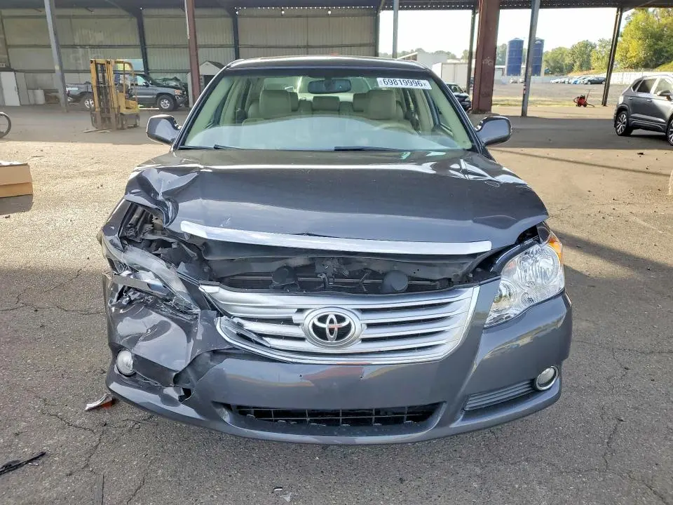 2010 TOYOTA AVALON XLS  