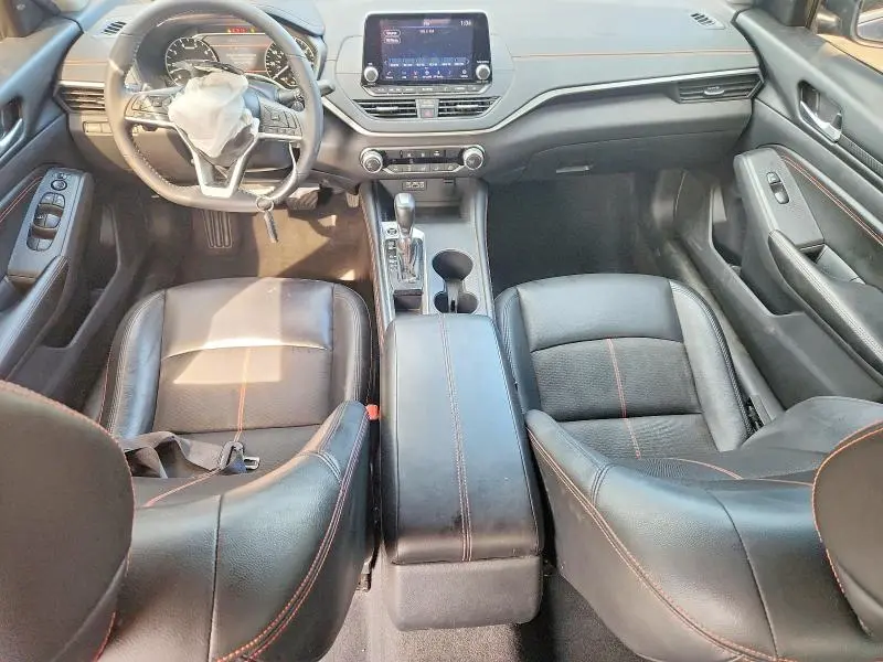 2022 NISSAN ALTIMA SR  