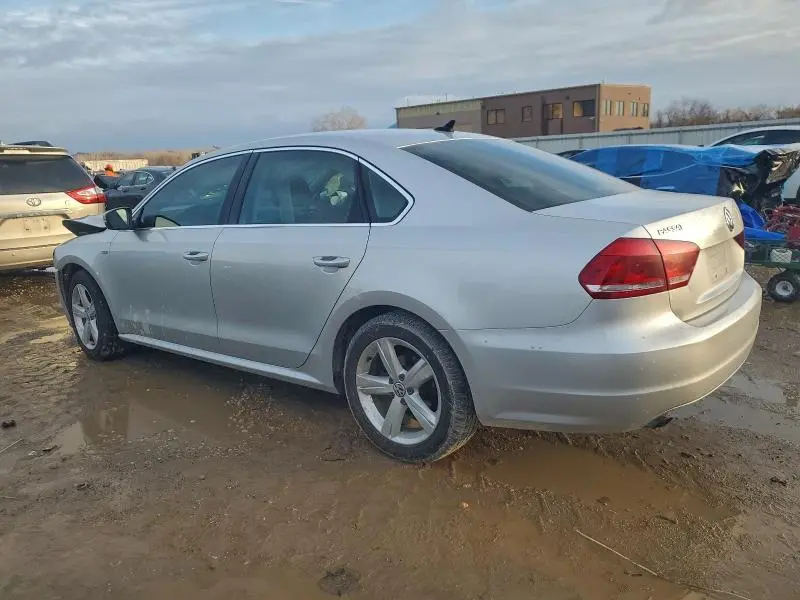 2015 VOLKSWAGEN PASSAT S  