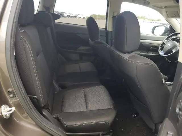 2017 MITSUBISHI OUTLANDER ES  