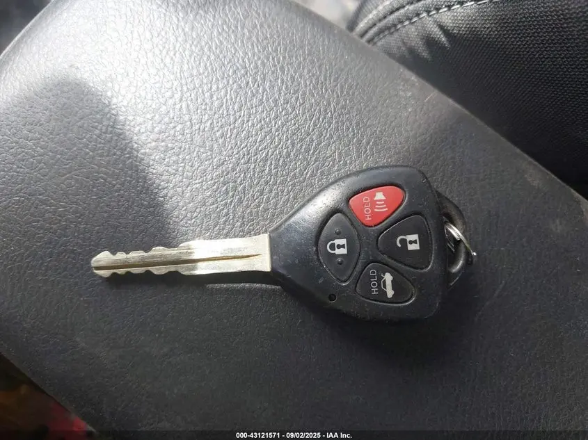 2013 TOYOTA COROLLA S