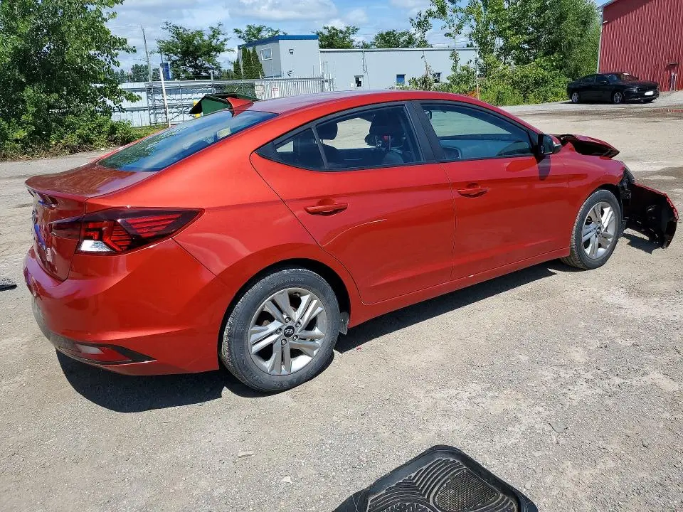 2019 HYUNDAI ELANTRA SE  