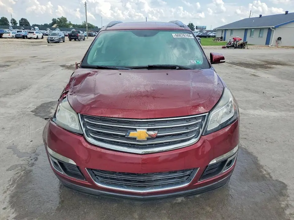 2017 CHEVROLET TRAVERSE LT  