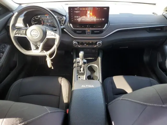 2024 NISSAN ALTIMA SV  