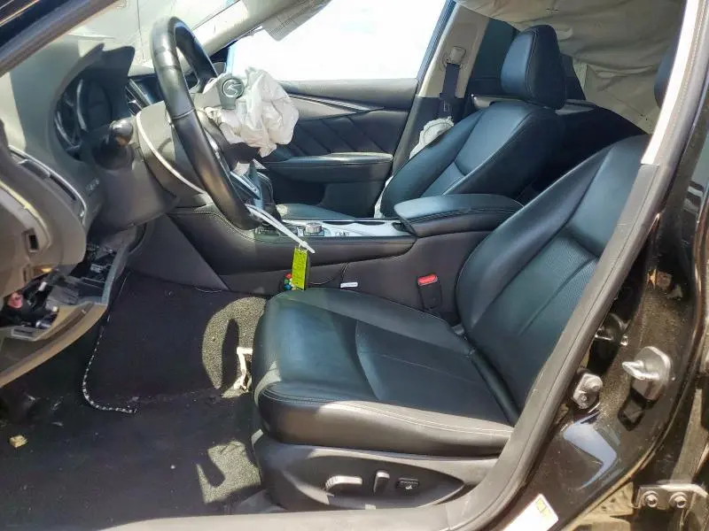 2021 INFINITI Q50 LUXE  