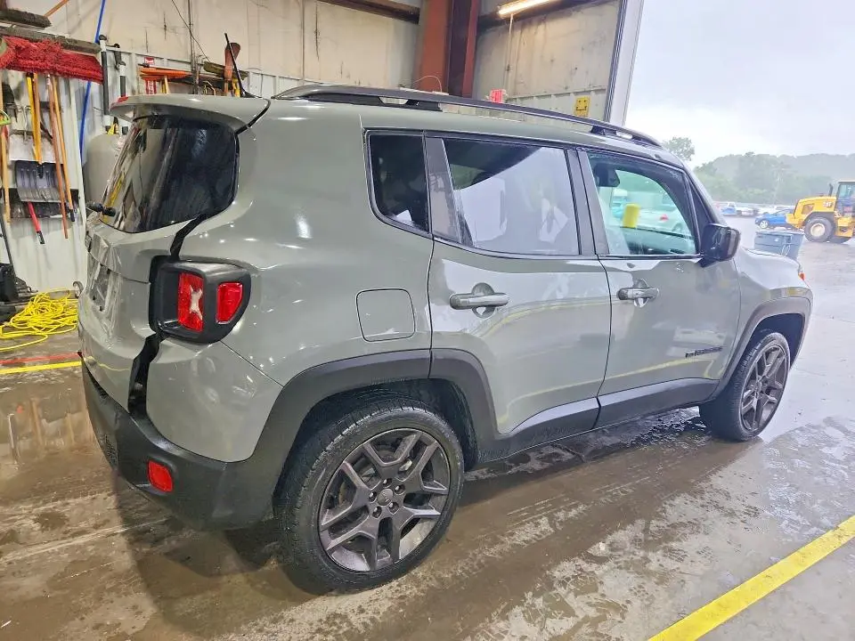 2021 JEEP RENEGADE LATITUDE  